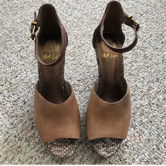 BNWOT ❤️ ELLIOT LUCCA platform heels - Picture 5 of 5